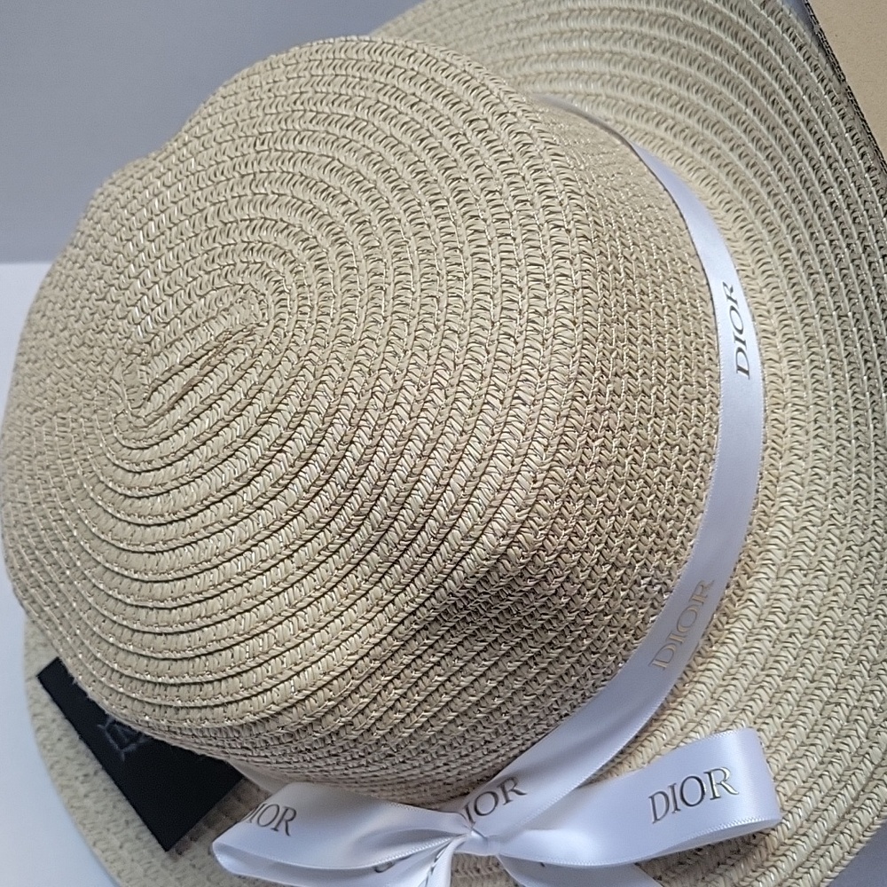 DIOR White&Gold Ribbon - Picture 3 of 4